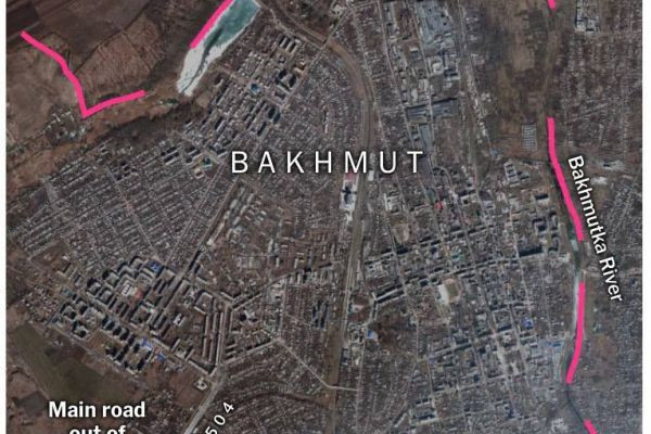Bakhmut war map and satellite images