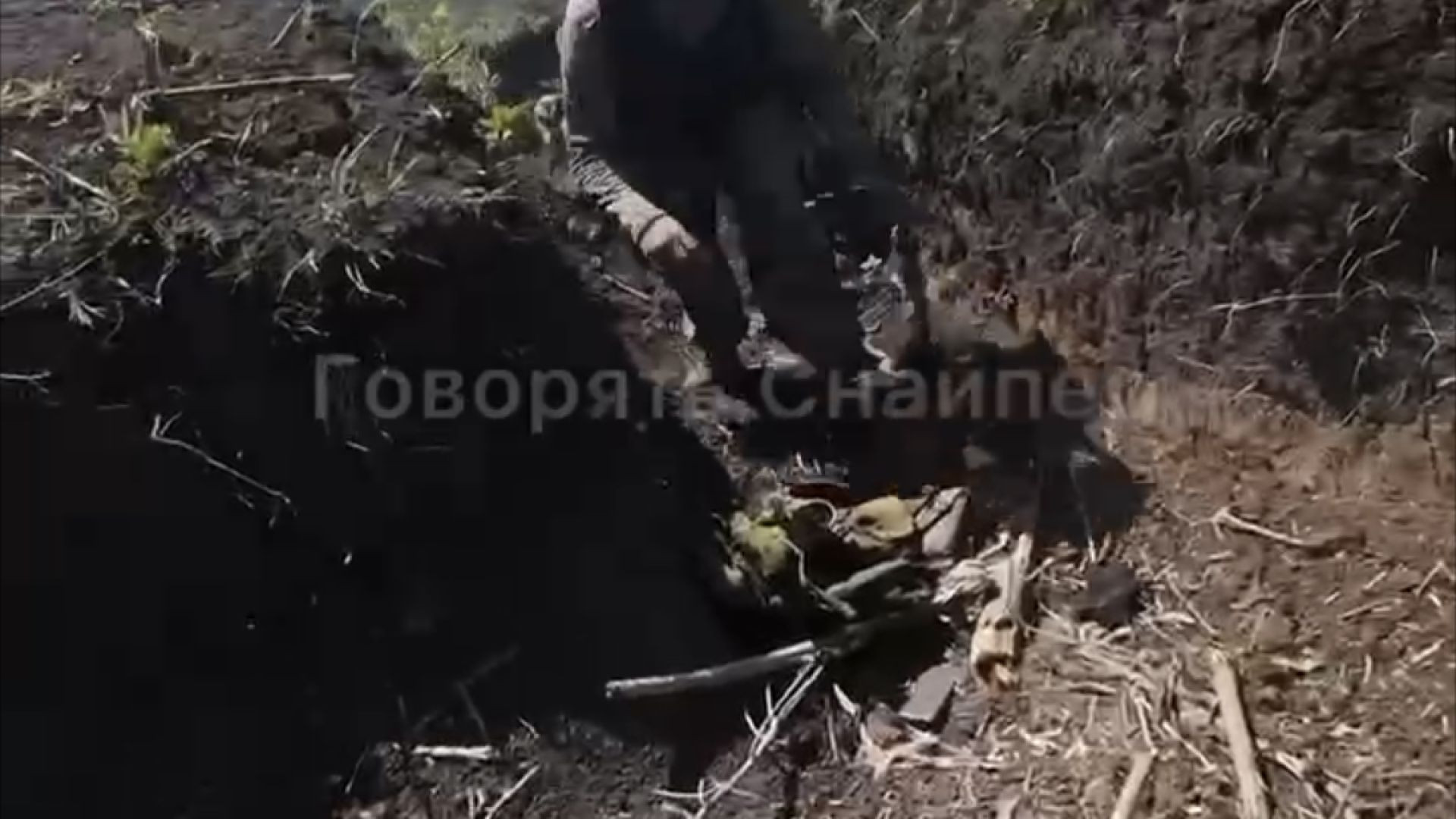 Ukraine war combat footage: trench battle GONE WRONG