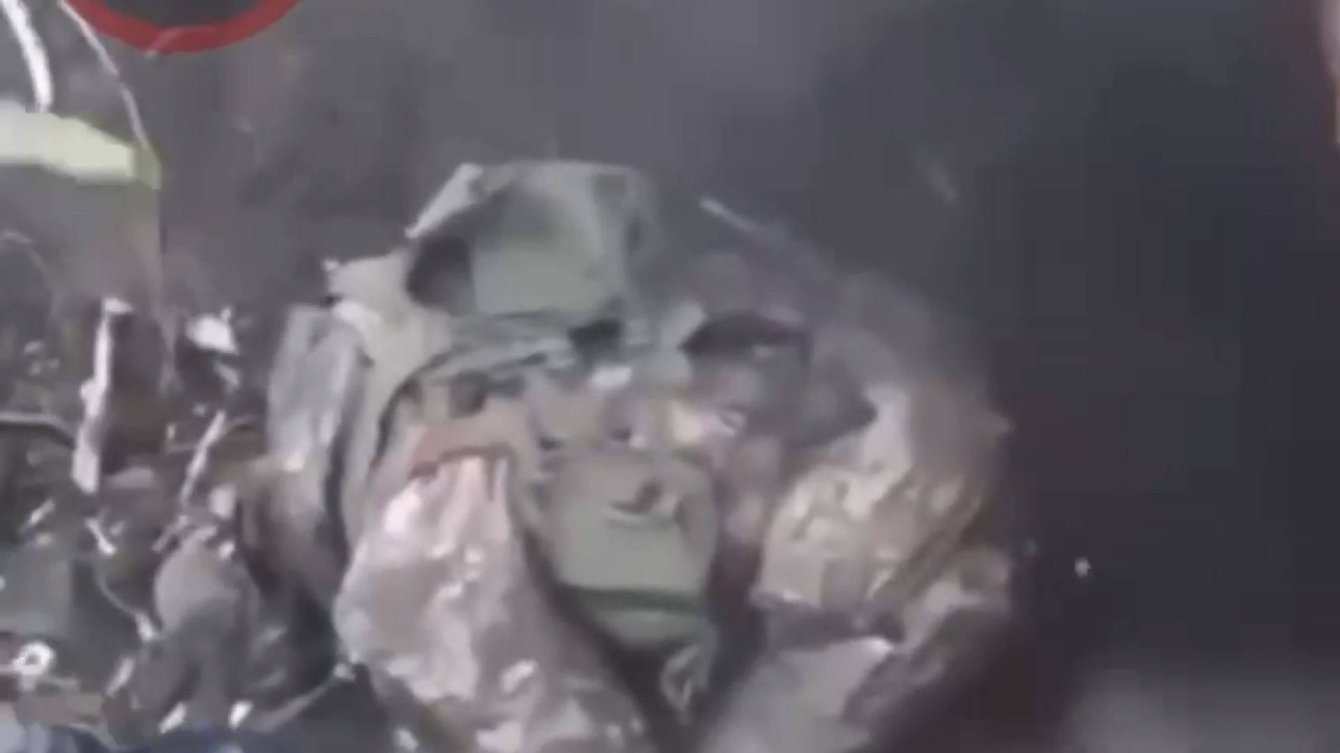 (WARNING: GRAPHIC CONTENT.)EXCLUSIVE: SOME OF RUSSIAN BODIES SOLDIERS GET SHOTED BY RIFLE.