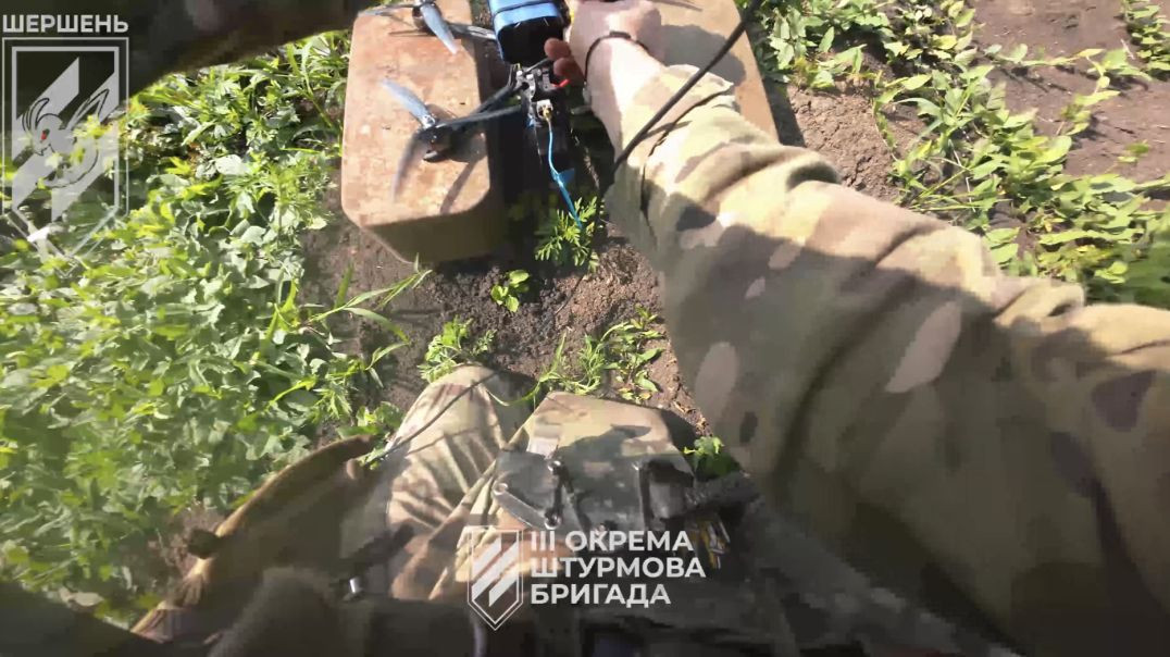 Ukrainian FPV drone attack on Russian trench position kills two Russian soldiers