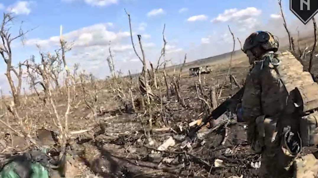 Ukraine combat footage : Unpacking Russian trenches captured on GoPro