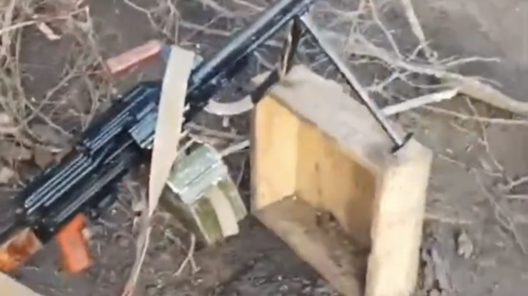 Look inside Russian drone observation post - this just screams high tech