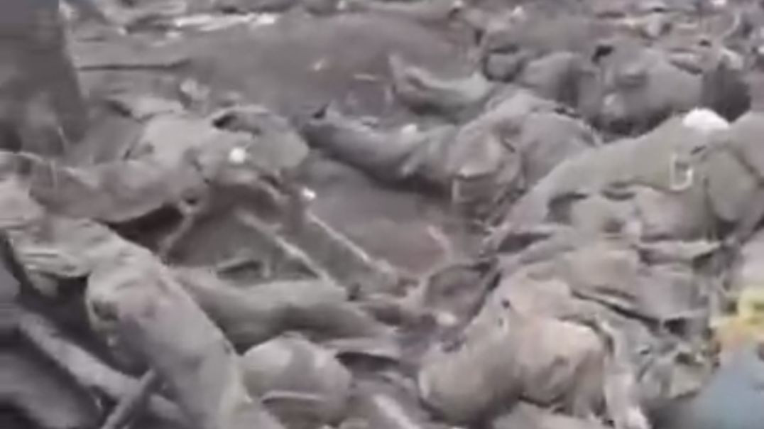 Brutal trench battle aftermath in Ukraine war zone : dead bodies ...
